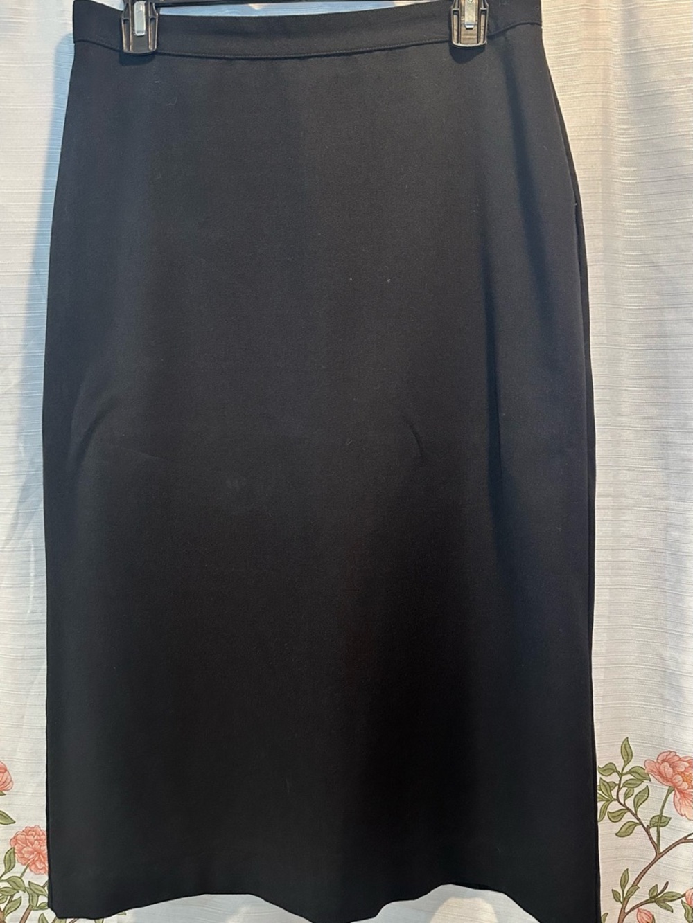 Investments Petites Black High waisted Slim Pencil Skirt - size 10P